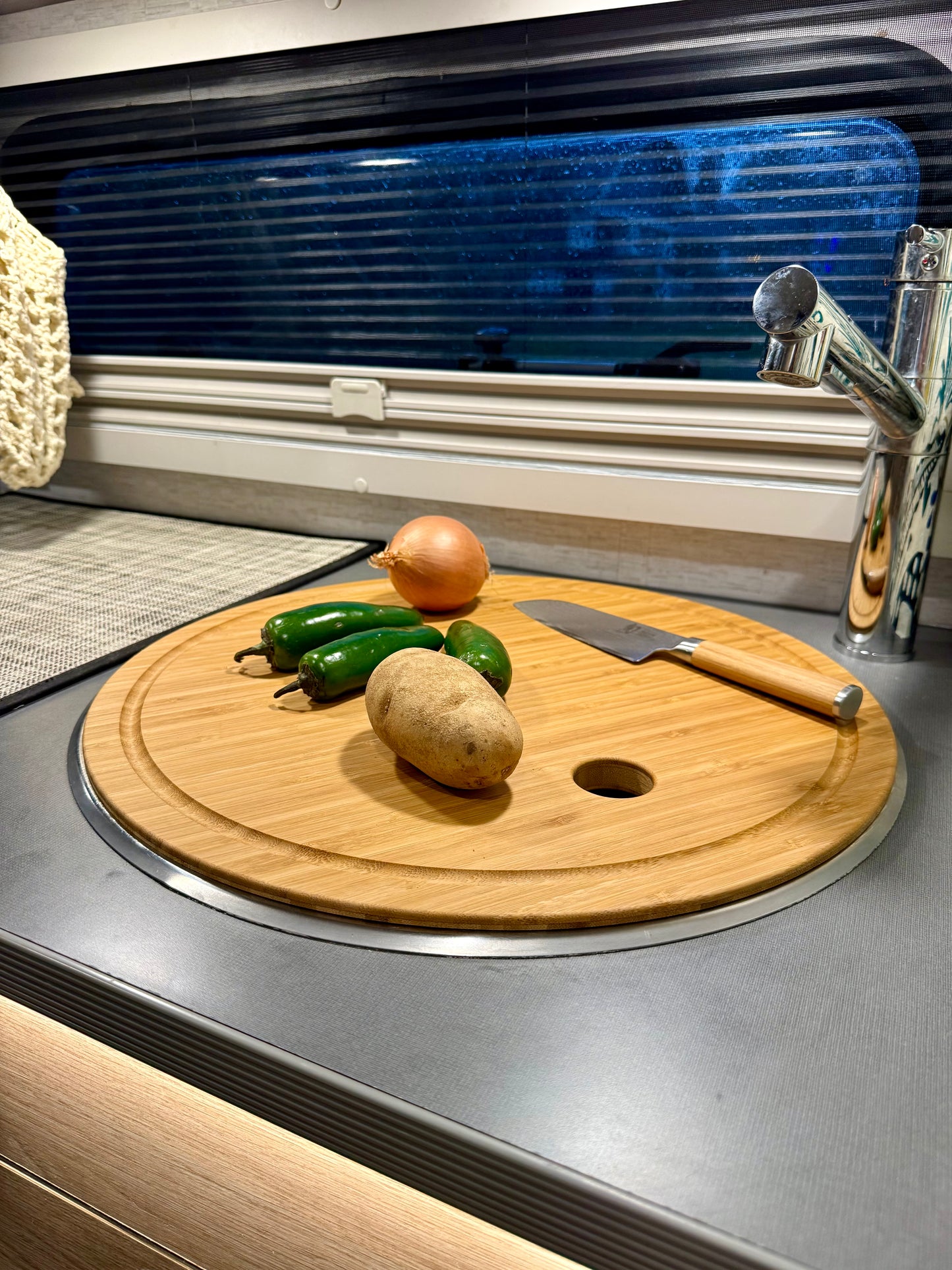 Sprekko EKKO Custom Sink-Fit Bamboo Cutting Board