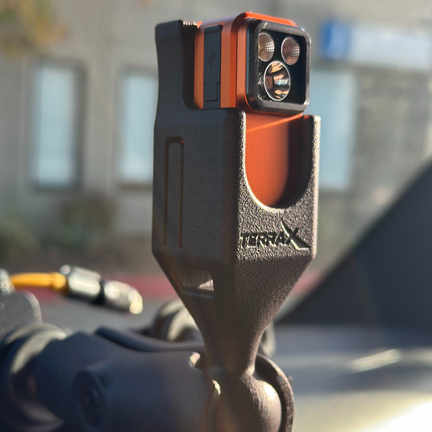 Olight Oclip Pro Van Light with Navilight Mount – Red & White Cockpit Light for Campers & RVs